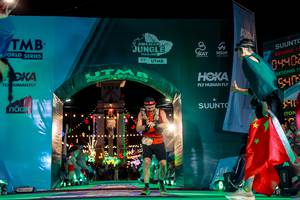 BIB: 04402, 540
                            <button type="button" onclick="openModal(24853095)" class="btn btn-primary btn-sm float-right btn-popup" data-toggle="modal" data-target=".modal-high-quality">
                        <i class="fas fa-shopping-cart"></i> Add to Cart
                    </button>
                                            <button type="button" onclick="isThisMe(24853095, true)" class="btn btn-success btn-sm float-right btn-popup btn-isme hidden" data-toggle="tooltip" data-placement="bottom" title="นี่คือรูปของคุณใช่ไหม คลิกที่นี่เพื่อเอาเข้าอัลบั้ม">
                        <i class="fas fa-plus"></i> Add to album
                    </button>
                    <button type="button" onclick="isThisMe(24853095, false)" class="btn btn-warning btn-sm float-right btn-popup btn-isnotme hidden">
                        <i class="fas fa-ban"></i> Remove from album
                    </button>